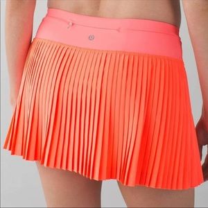Lululemon Pleat To Street skirt size 4 EUC